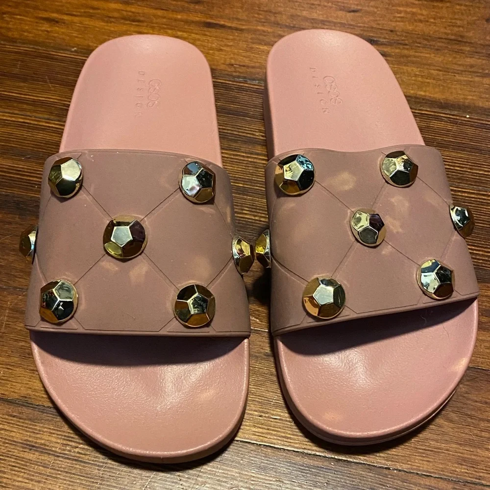 ASOS Design pool slides - Picture 1 of 4